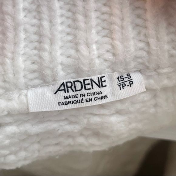 Ardene Classic White Cable Knit Sweater - Picture 3 of 3